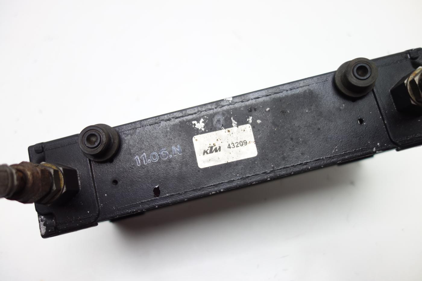 Moto Guzzi Breva 1100 Ölkühler