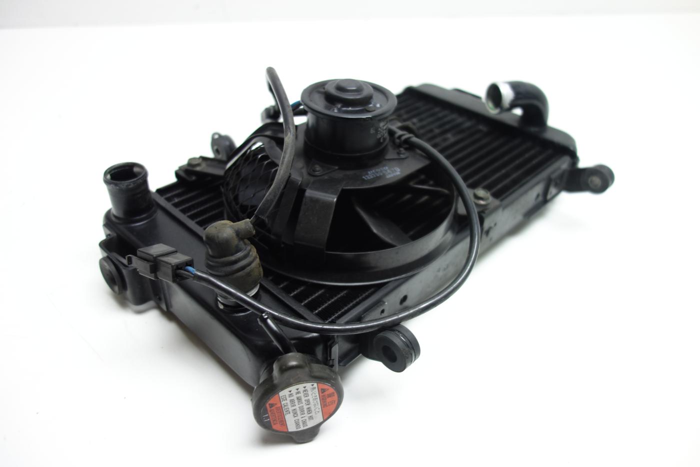 Suzuki SV 650 S Kühler