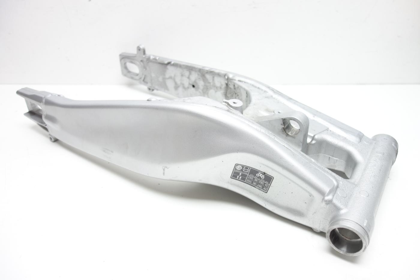 Yamaha Tracer 9 Schwinge