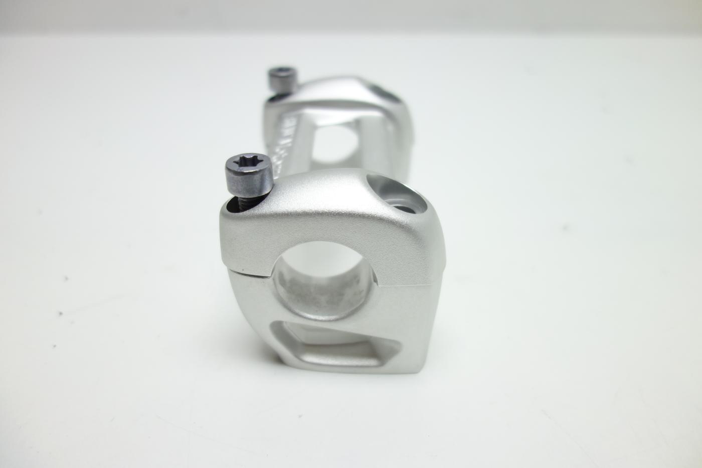 BMW R Nine T Lenkerklemme Lenkerbrücke