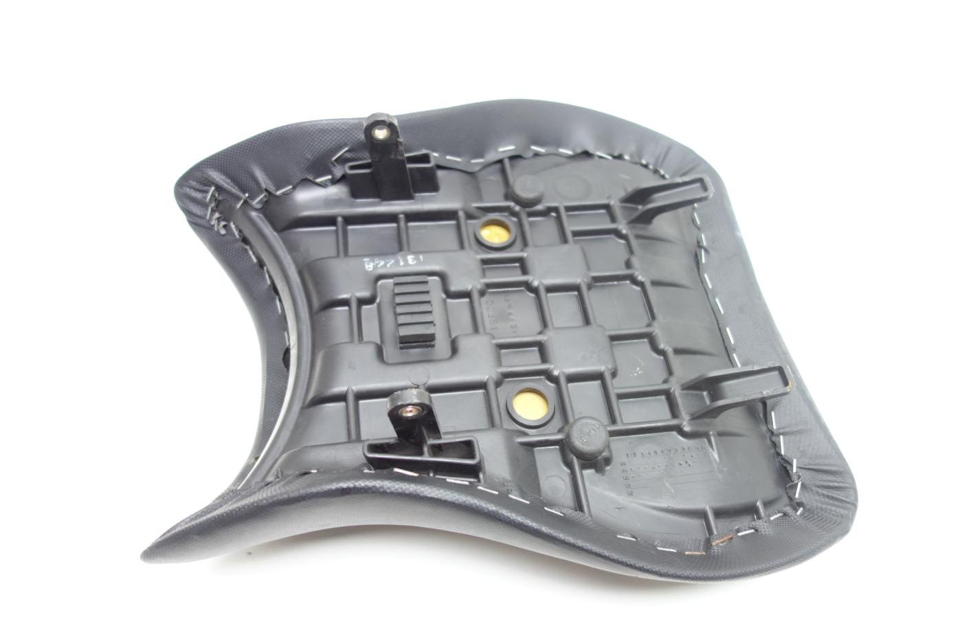 Suzuki SV 650 S Sitz Fahrersitz abgepolstert