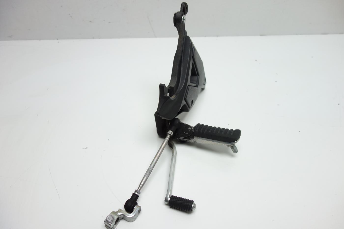 Kawasaki Versys 650 Fußraste Fußrastenanlage links Schalthebel