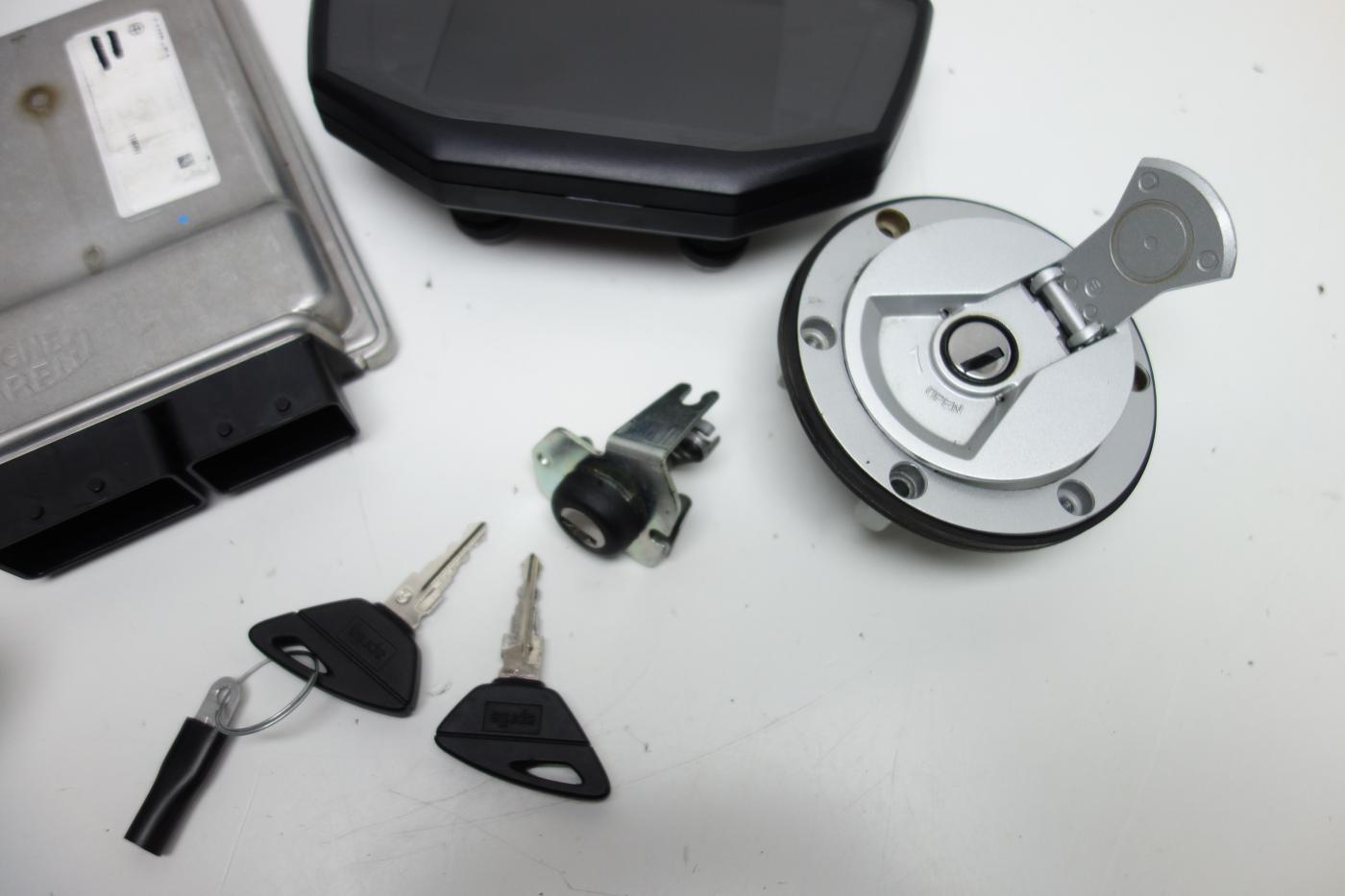 Aprilia Tuono 660 Schlosssatz Schloss Tacho Cockpit CDI