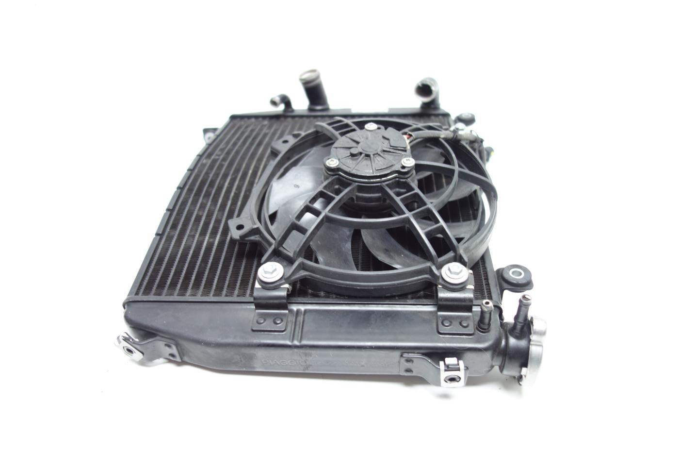 Aprilia Tuono 660 Kühler