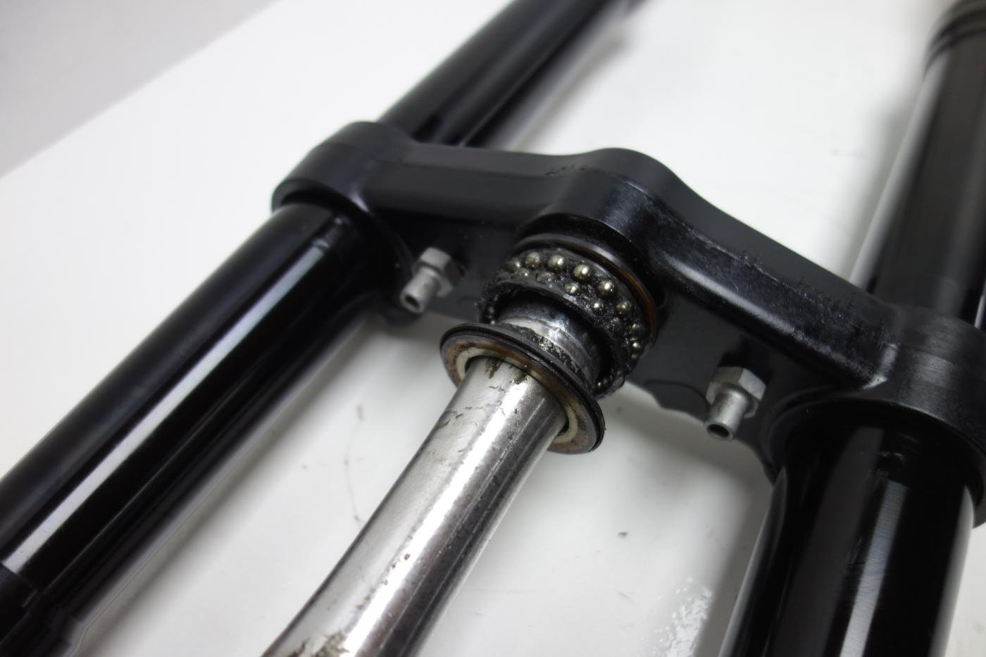 Aprilia Tuono 660 Gabel Gabelholm Gabelbrücke