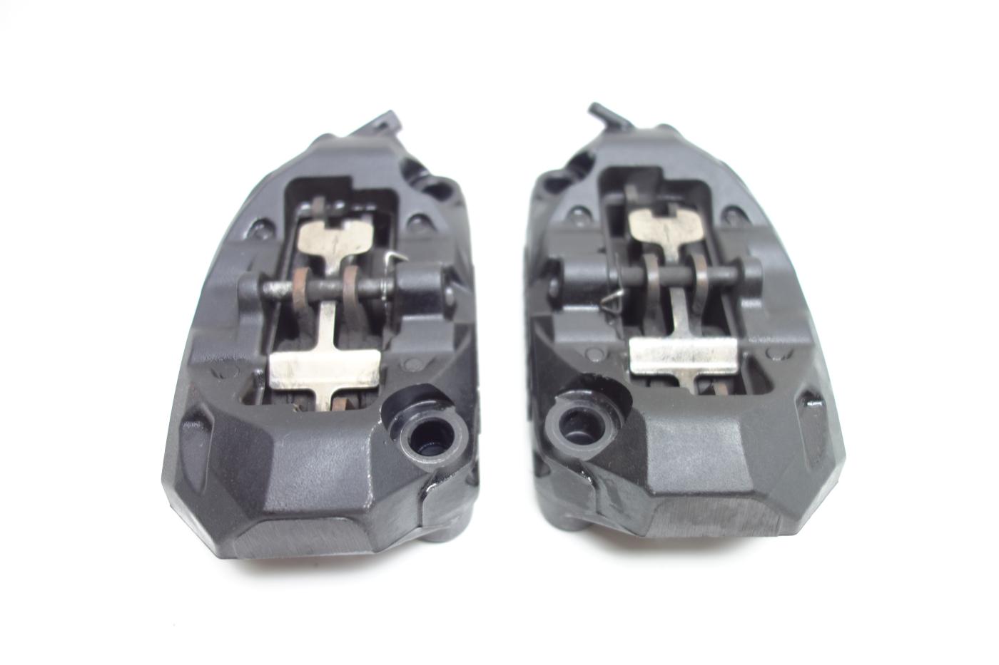 Aprilia Tuono 660 Brembo Bremssattel Bremszange vorne re li