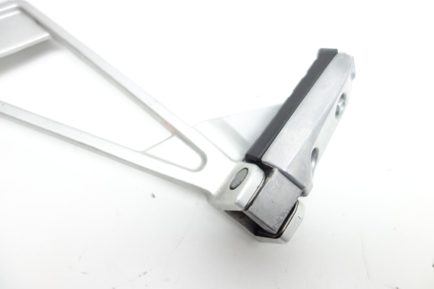 Aprilia Tuono 660 Soziusfußraste Fußraste hinten links