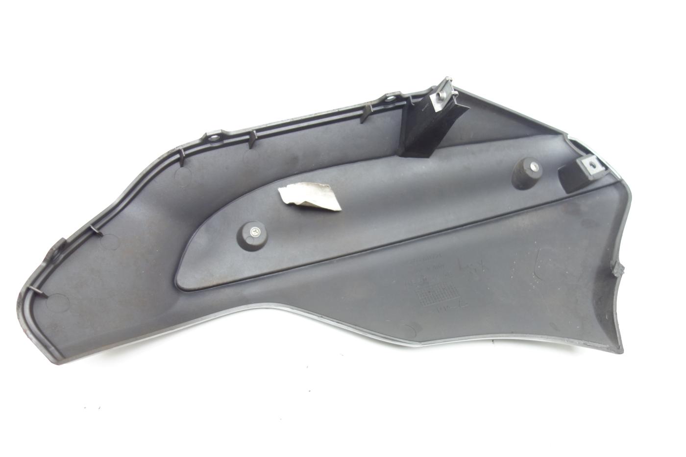 Moto Guzzi Breva 1100 Tank Seitenverkleidung links