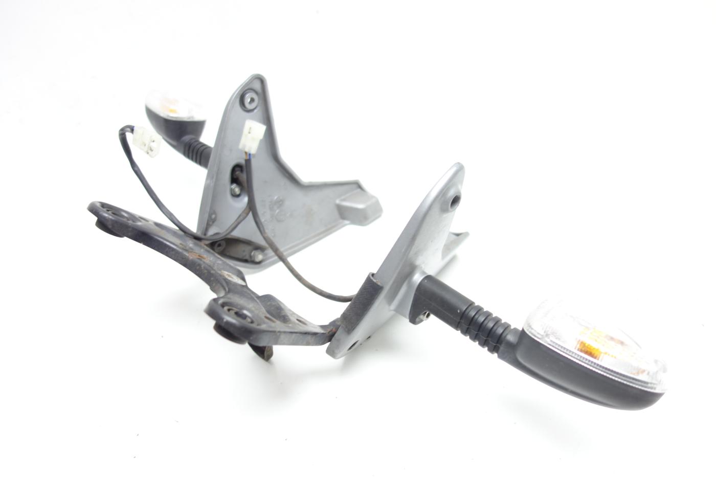 Moto Guzzi Breva 1100 Scheinwerferhalter