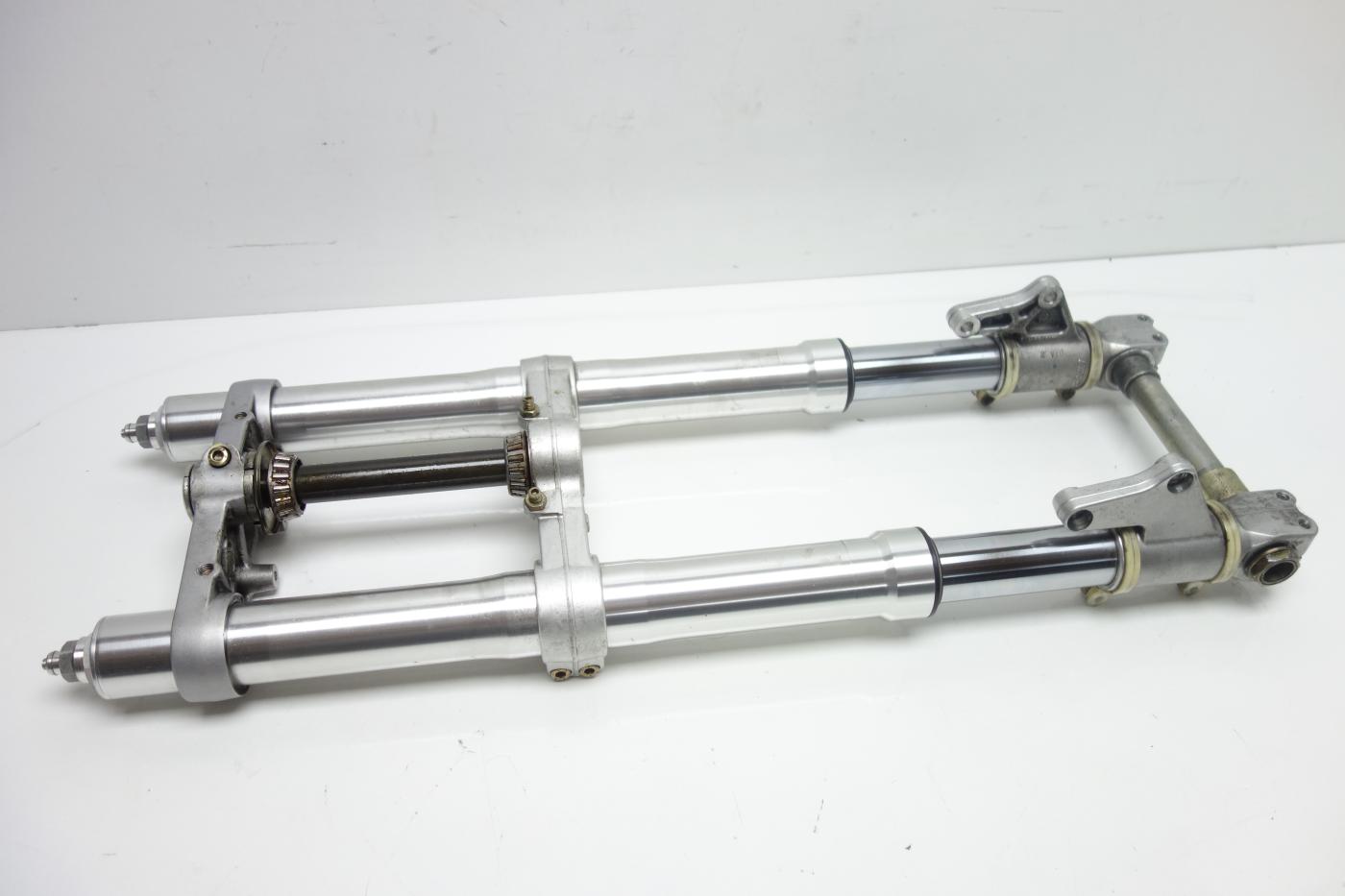 Ducati 1000 SS Supersport Gabel Gabelholm Gabelbrücke