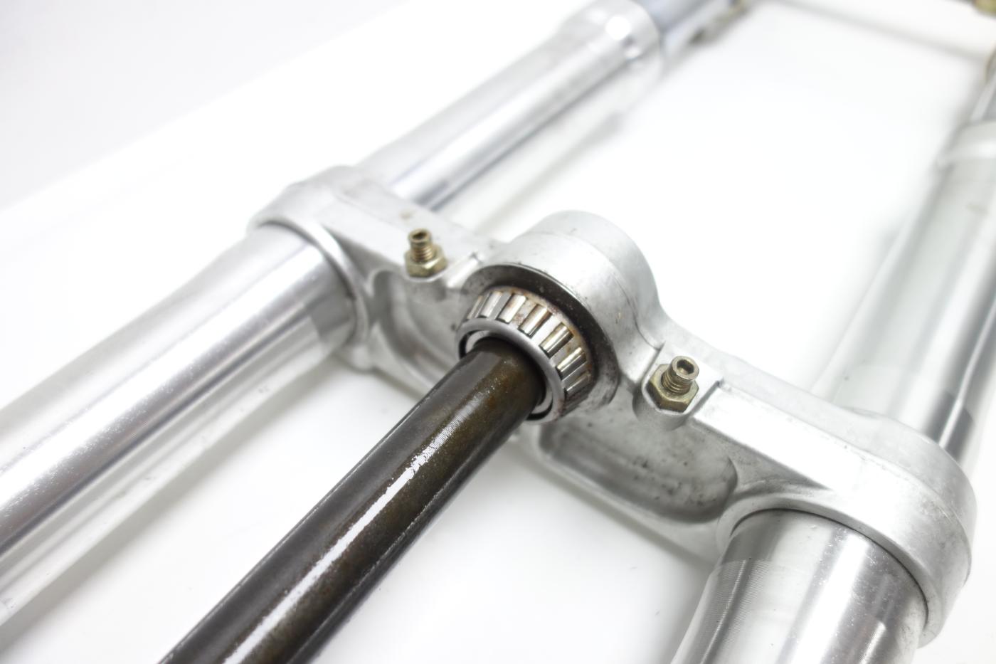 Ducati 1000 SS Supersport Gabel Gabelholm Gabelbrücke