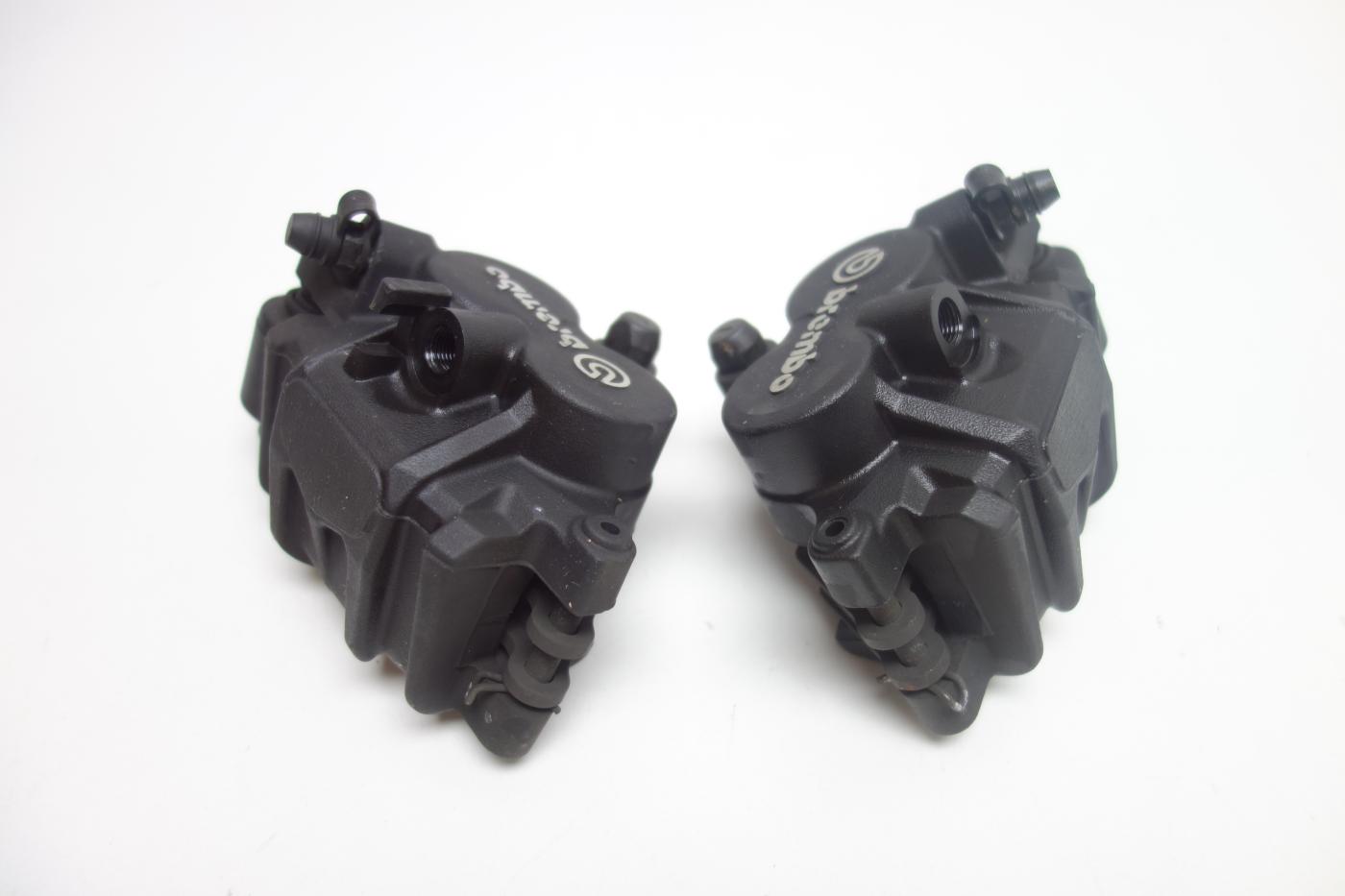 BMW F750GS F 750 GS Bremssattel Bremszange vorne rechts links