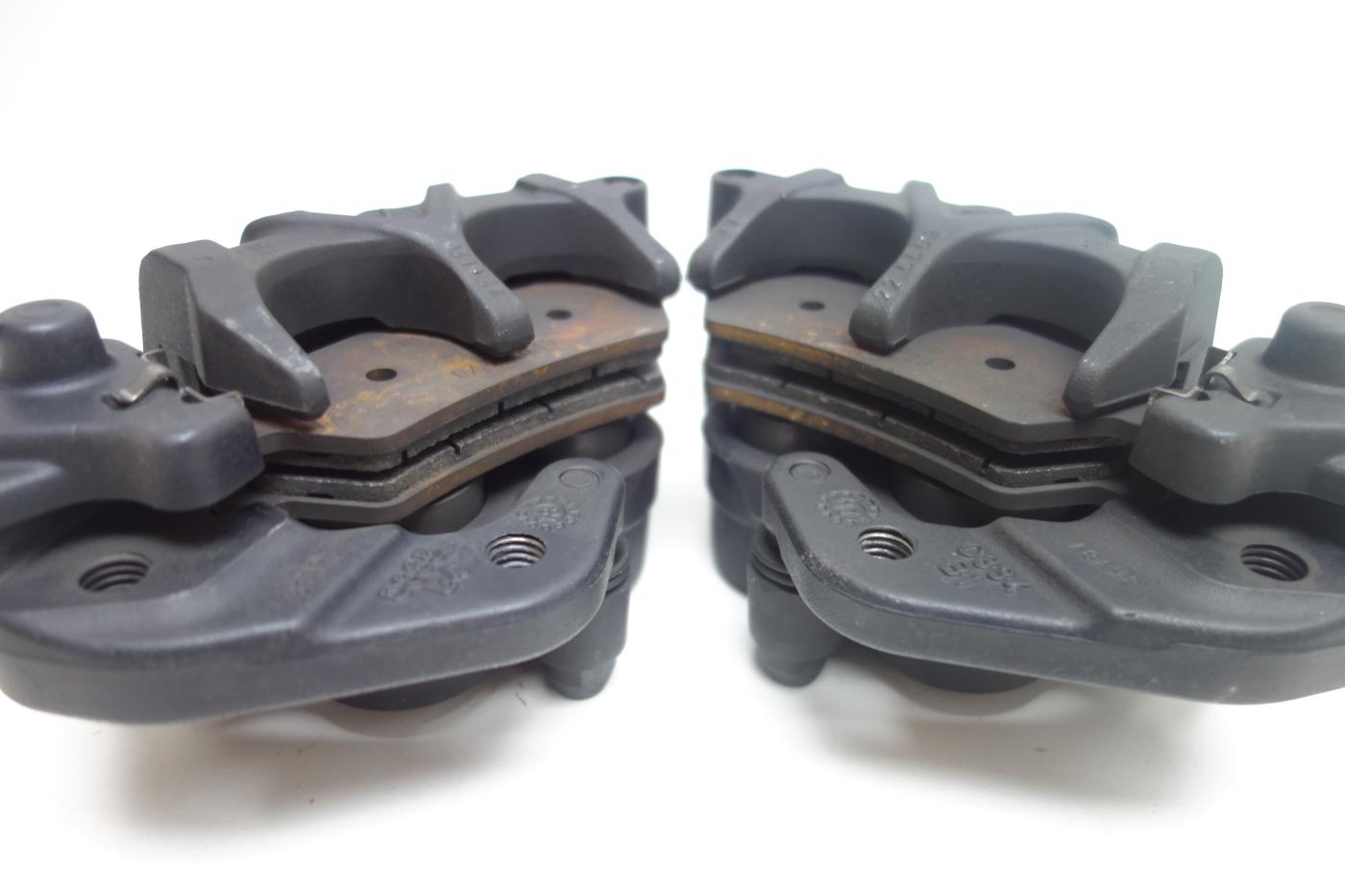 BMW F750GS F 750 GS Bremssattel Bremszange vorne rechts links