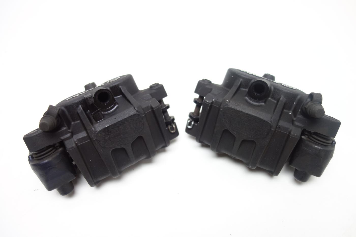 BMW F800GS F 800 GS Bremssattel Bremszange vorne rechts links