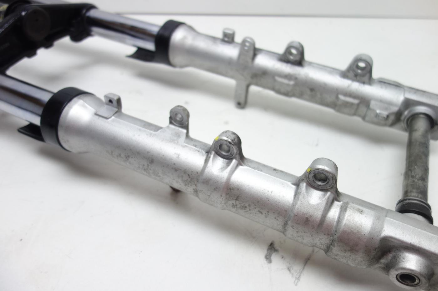 Yamaha FZ6 FZ 6 Fazer Gabel Gabelholm Gabelbrücke