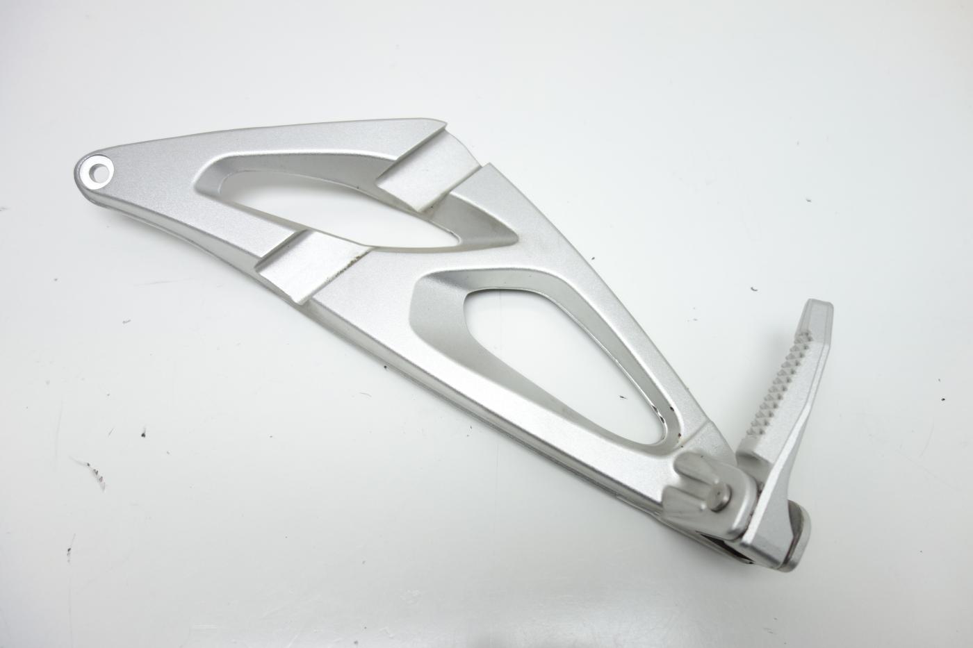 BMW K1200R K 1200 R Soziusfußraste Fußraste hinten links