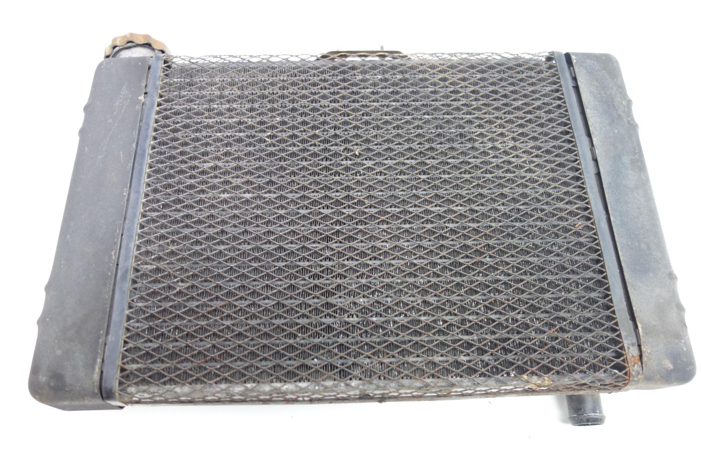 Honda VF 750 C Super Magna Kühler