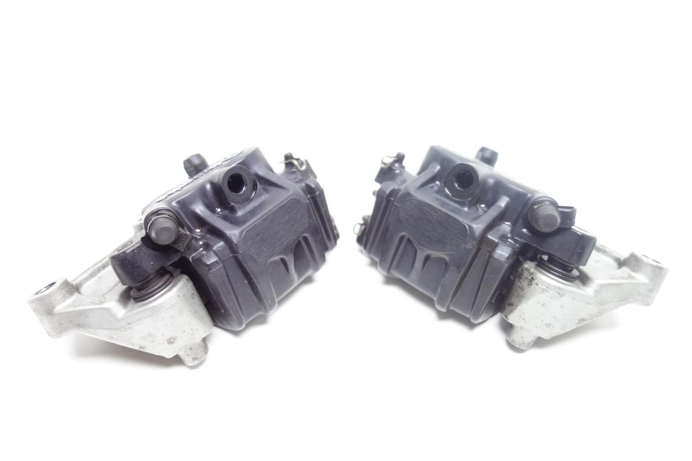 Ducati Monster 620 Bremssattel Bremszange vorne rechts links