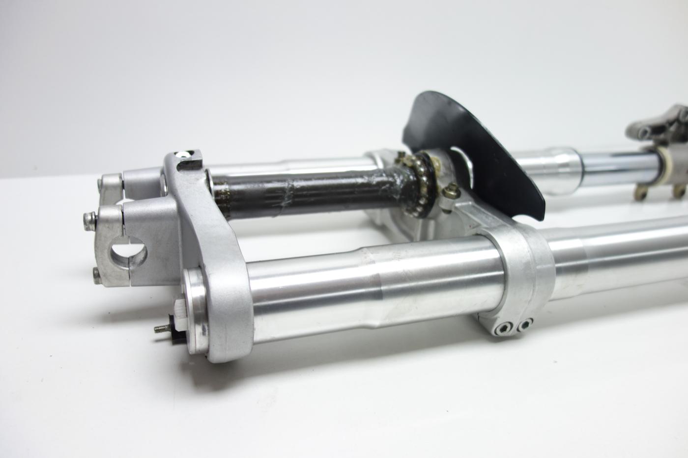 Ducati Monster 620 Gabel Gabelholm Gabelbrücke