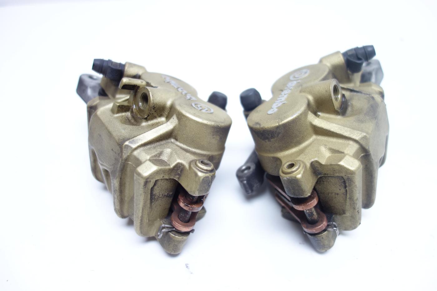 Moto Guzzi Quota 1100 Bremssattel Bremszange vorne rechts links