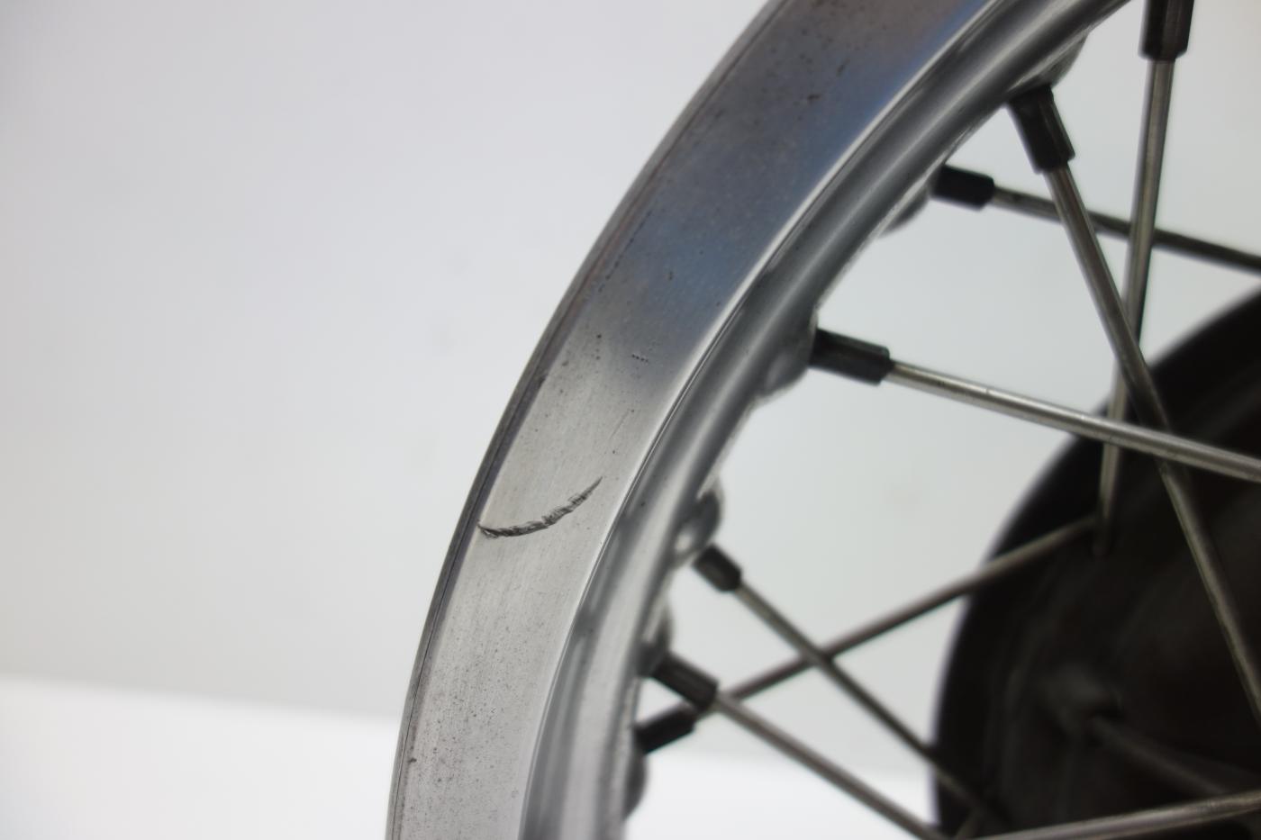 Moto Guzzi Quota 1100 Akront Felge Speichenfelge hinten 17"