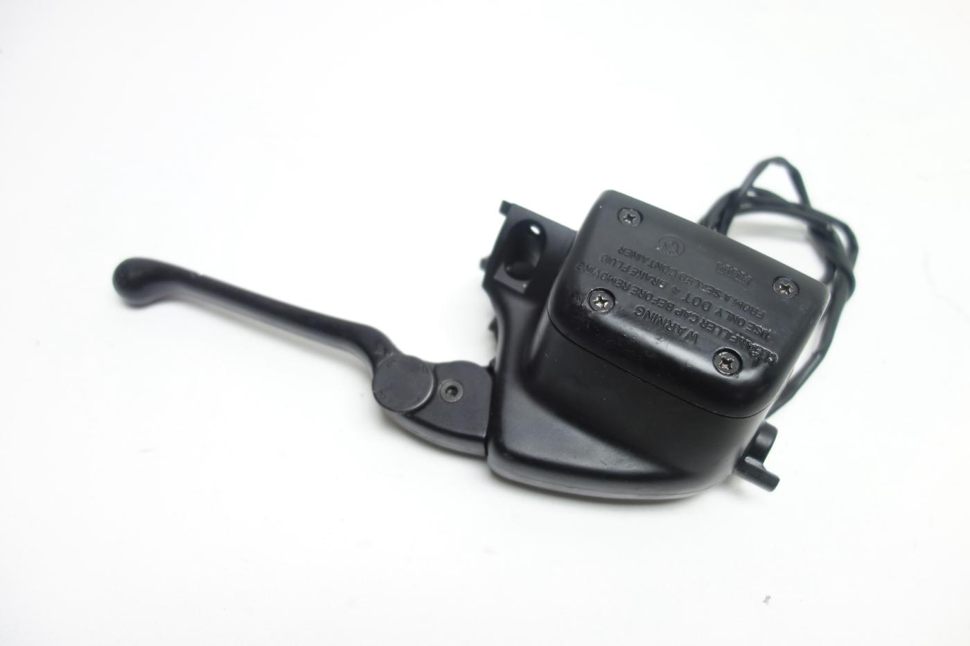 BMW R1100S R 1100 S Bremspumpe Bremszylinder vorne