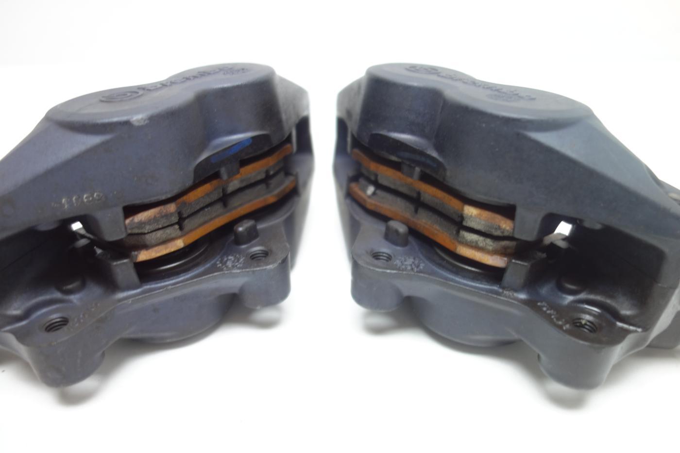 BMW R1200GS R 1200 GS Bremssattel Bremszange vorne rechts links