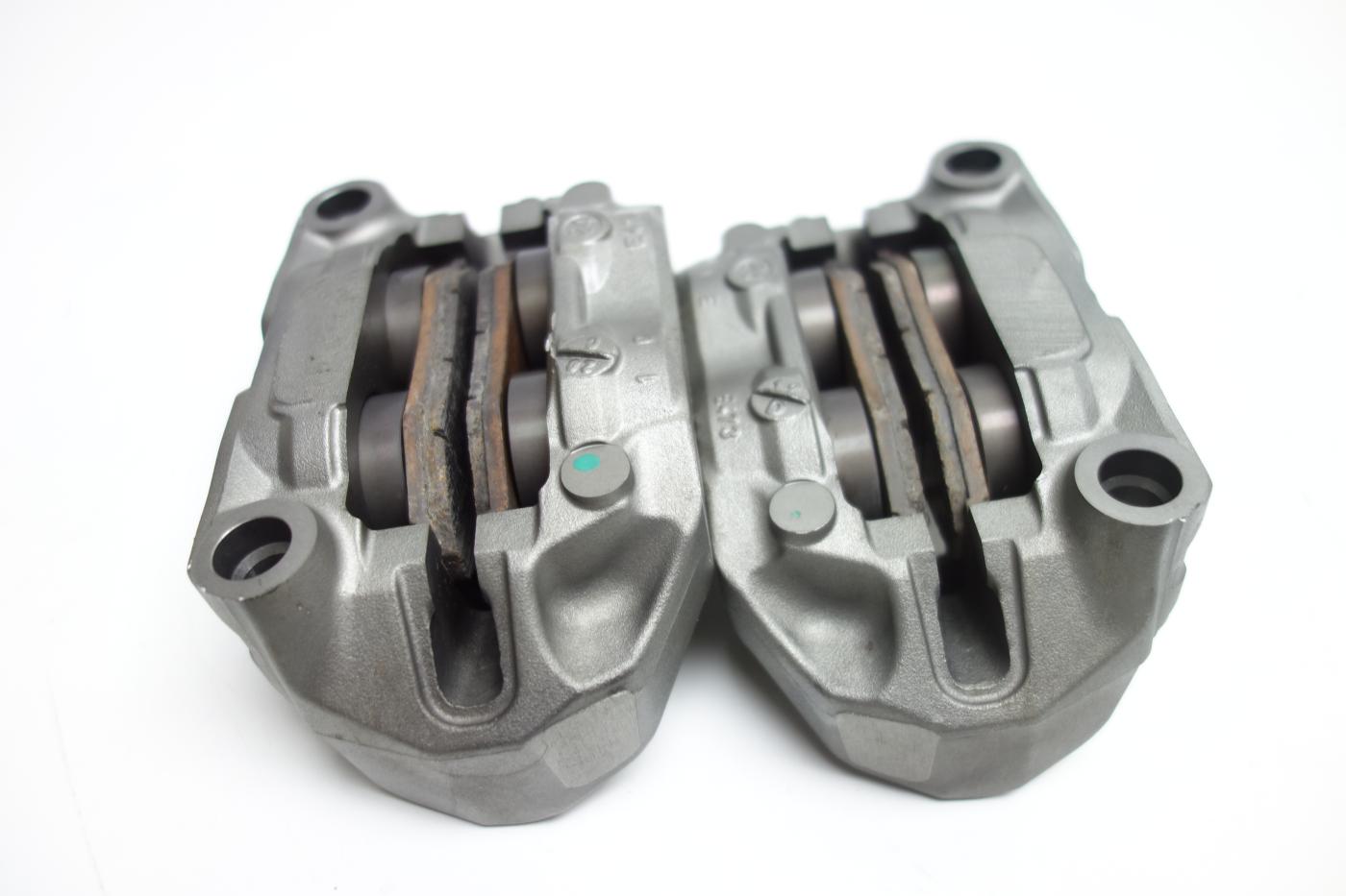 BMW R1300GS R 1300 GS Sport Bremssattel Bremszange vorne re li