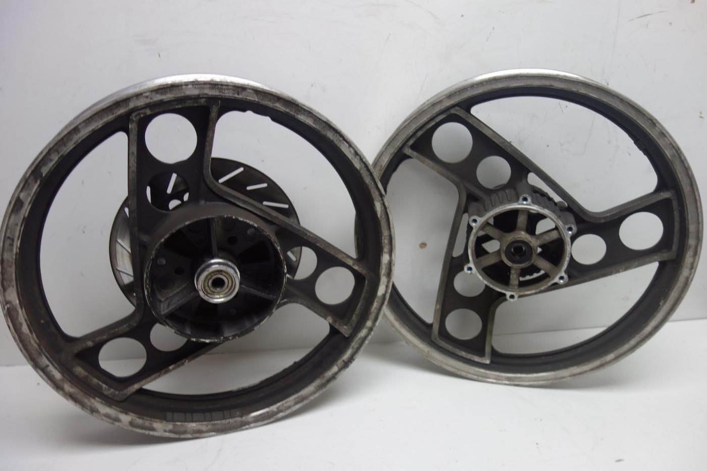 Yamaha RD 350 YPVS Felge vorne hinten Felgensatz
