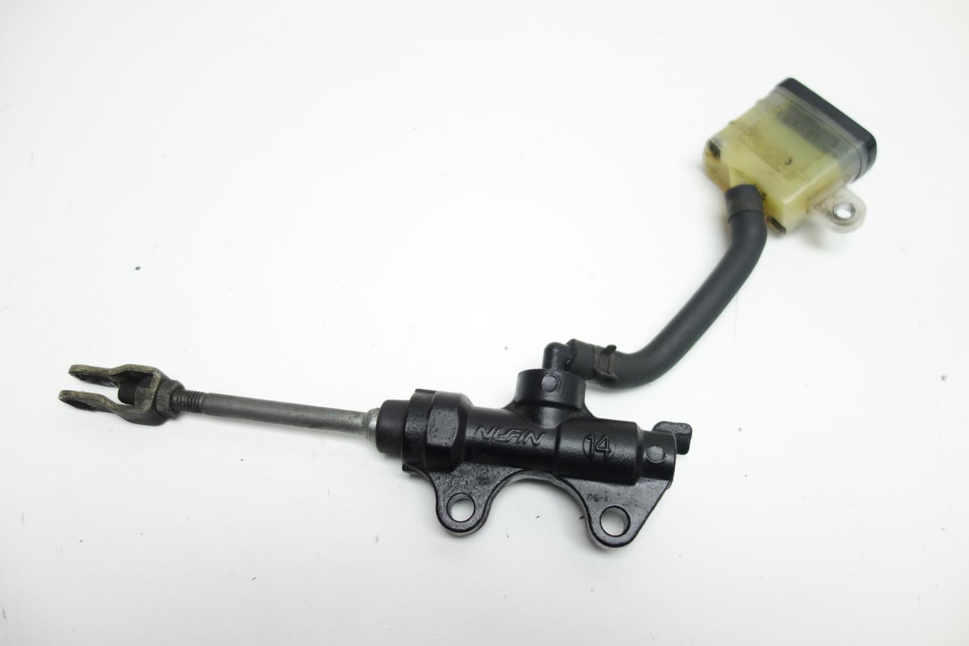 Triumph Sprint ST 1050 Bremspumpe Bremszylinder hinten