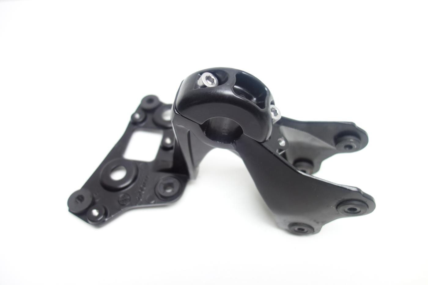 Triumph Street Triple 675 Geweih Frontträger Tachohalter