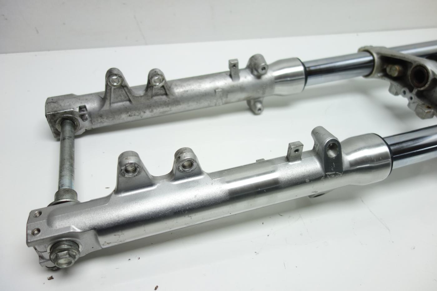 Suzuki SV 650 N Gabel Gabelholm Gabelbrücke