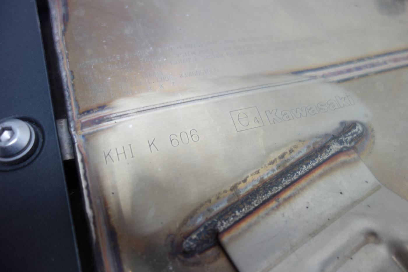 Kawasaki Z1000 Z 1000 Auspuff Endschalldämpfer rechts links 10-13