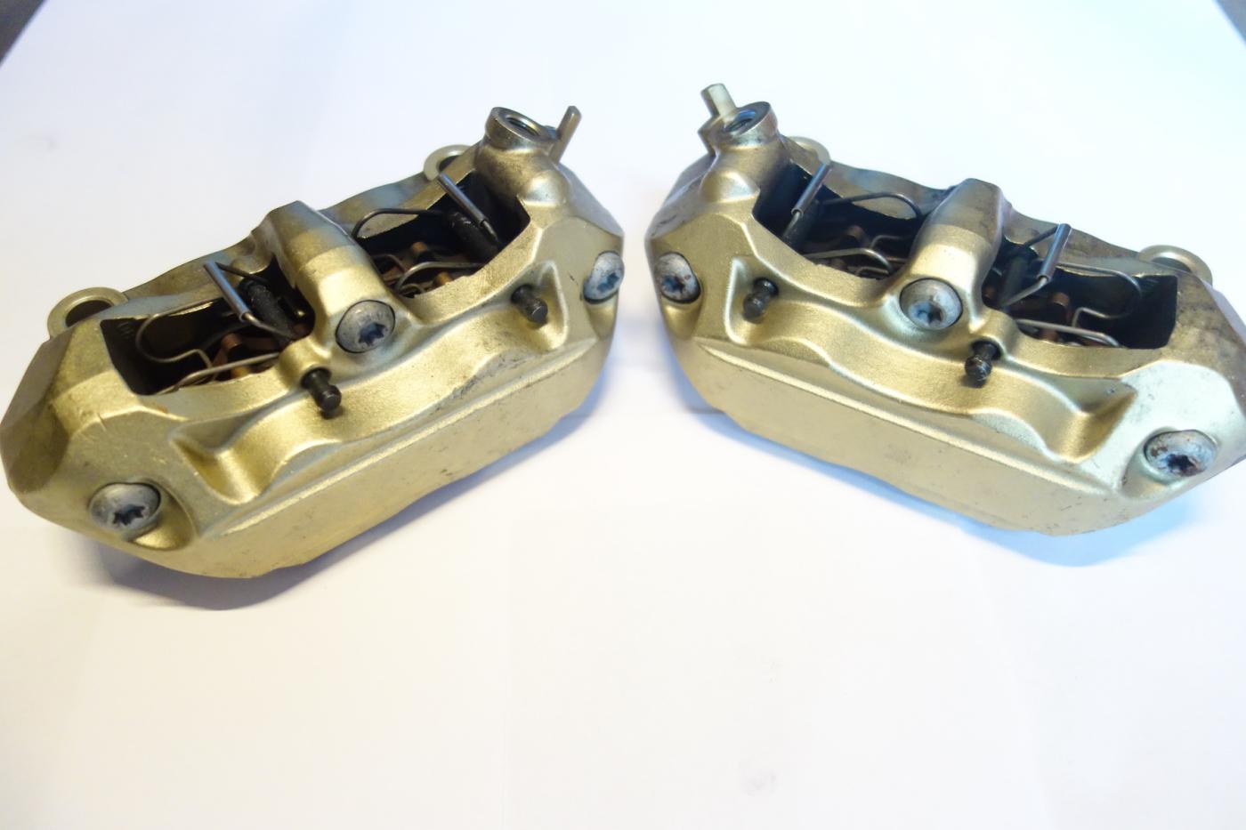 BMW S1000RR S 1000 RR Bremssattel Bremszange vorne rechts links