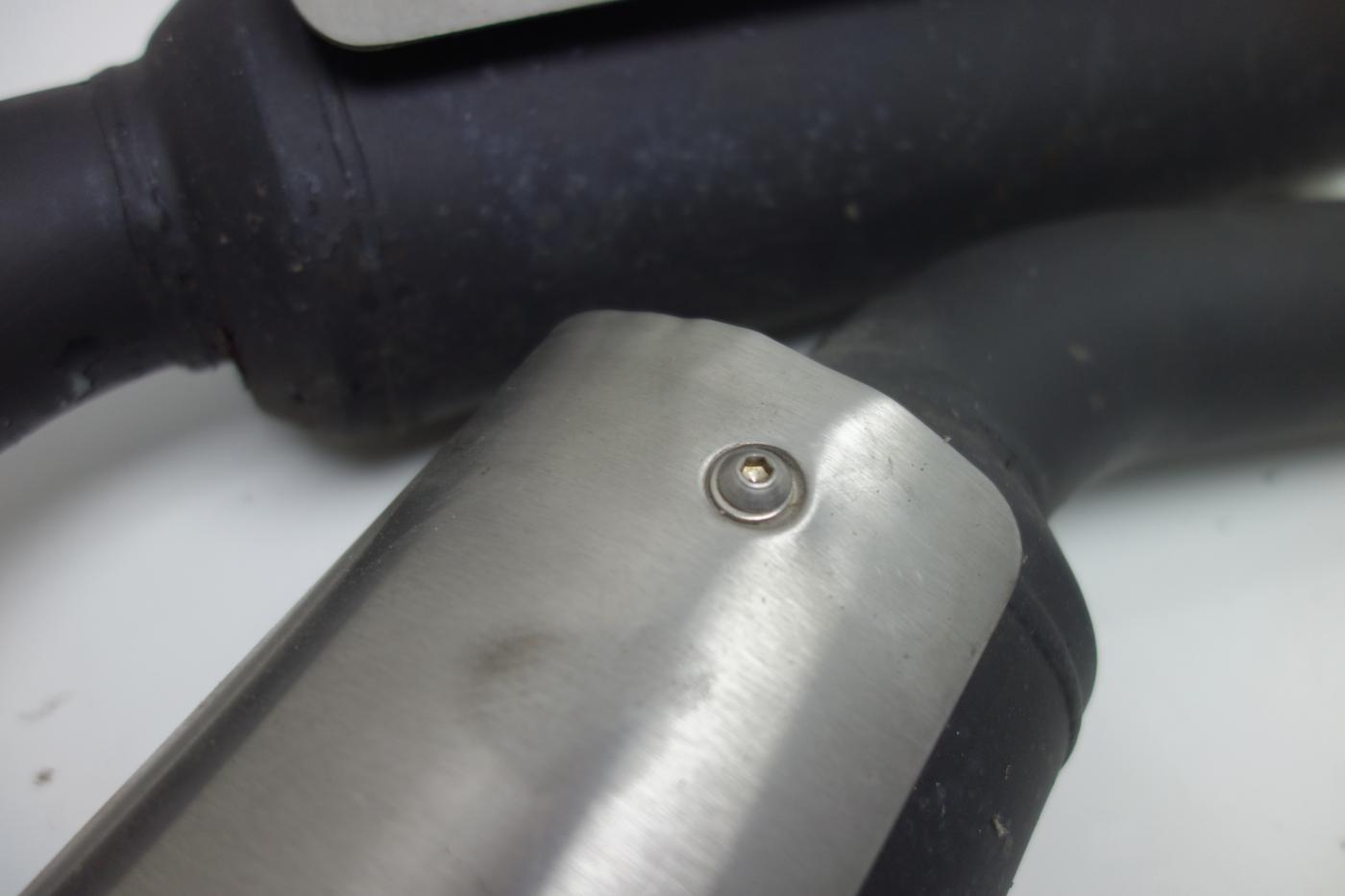 Triumph Tiger 900 T400 Auspuff Endschalldämpfer rechts links