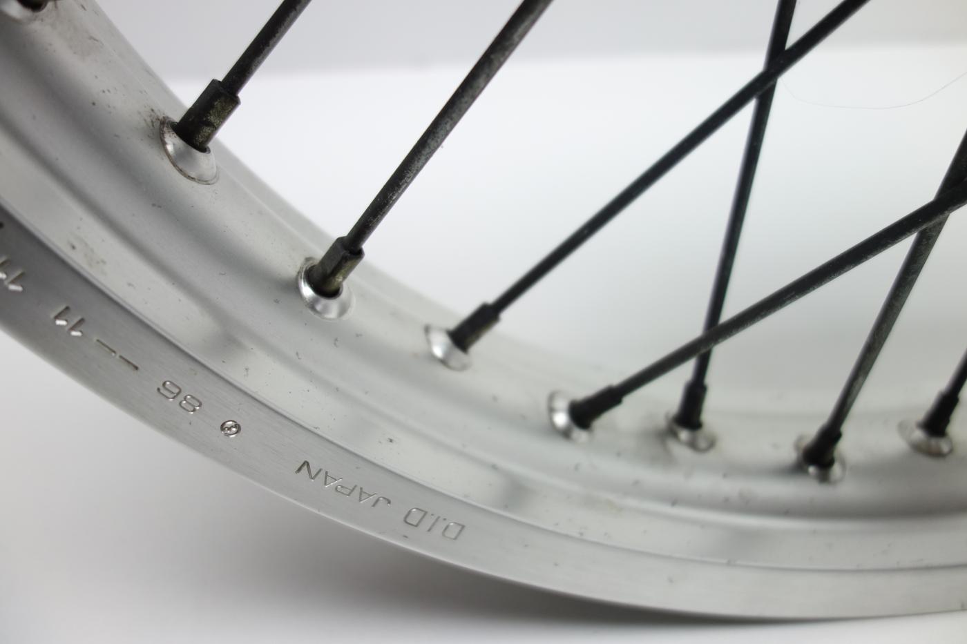 Triumph Tiger 900 T400 Felge vorne Vorderrad Speichenfelge