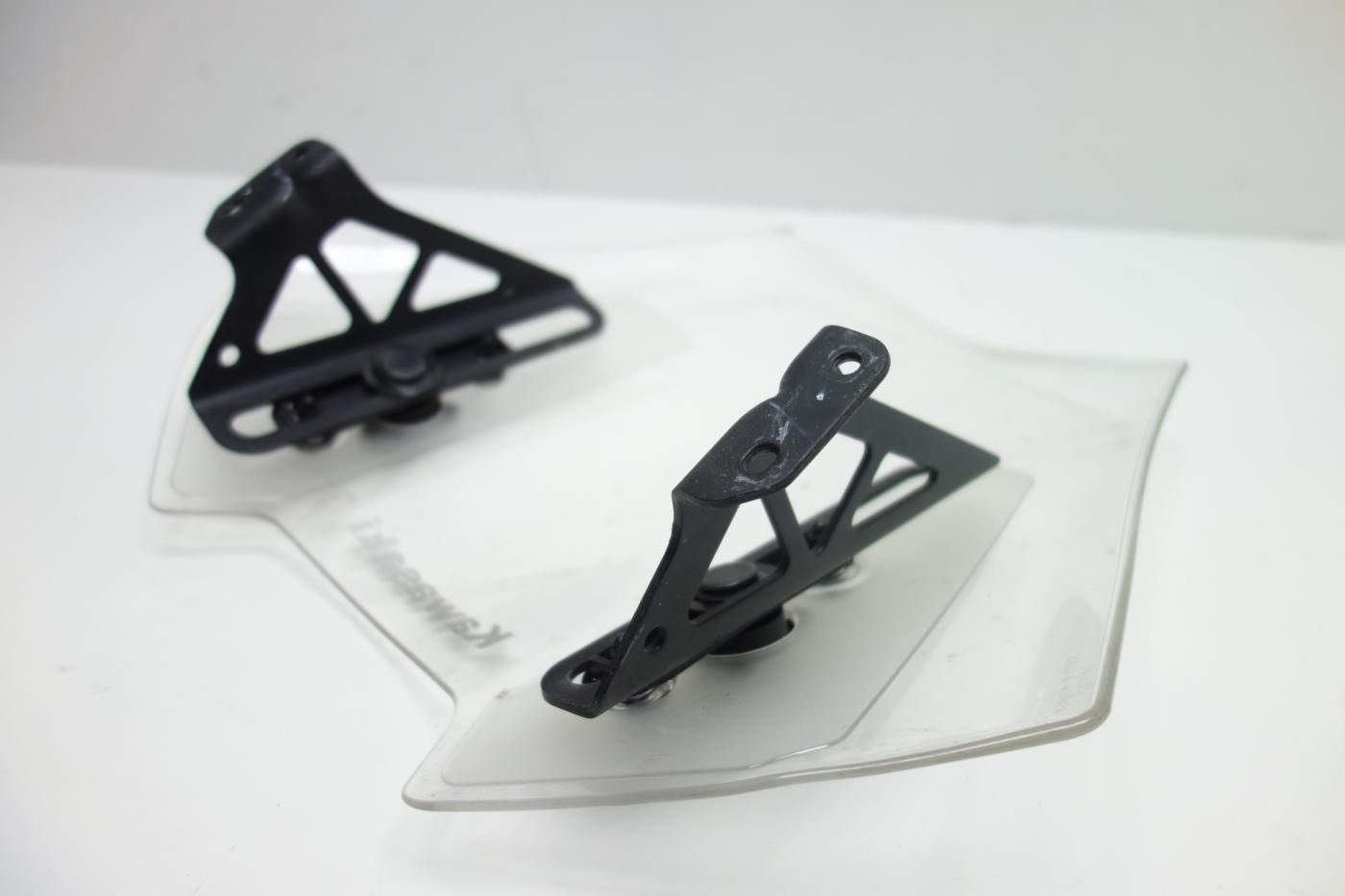 Kawasaki Versys 650 Windschild Scheibe Halter