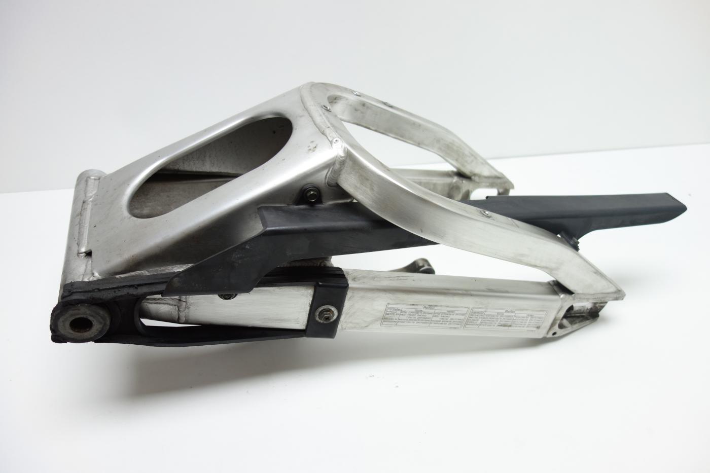 Yamaha YZF R1 RN01 Schwinge