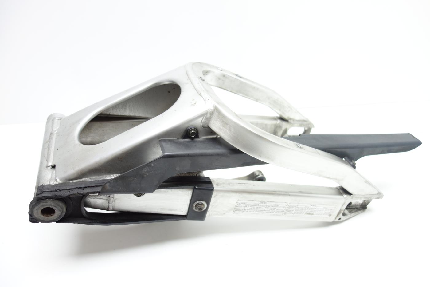 Yamaha YZF R1 RN01 Schwinge