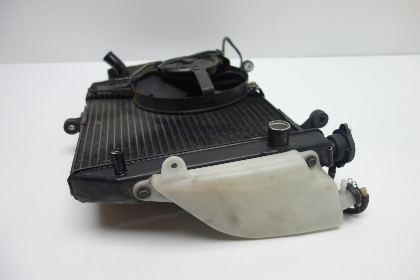 Yamaha YZF R1 RN01 Kühler