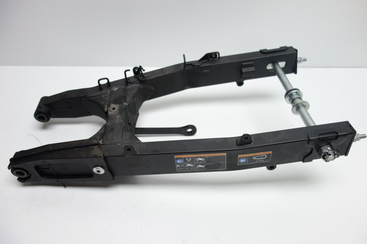 Kawasaki Z125 Z 125 Schwinge Achse