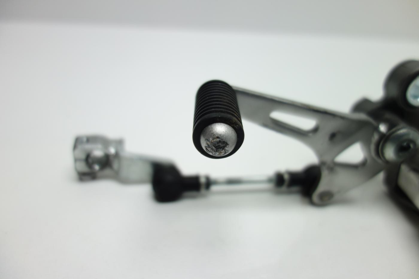 Kawasaki Z125 Z 125 Fahrerfußraste Fußraste Fußrastenanlage links