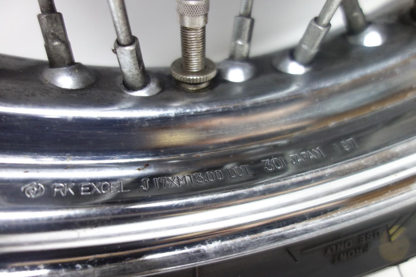 Kawasaki Zephyr 750 Speichenfelge Felge vorne hinten Bremsscheibe