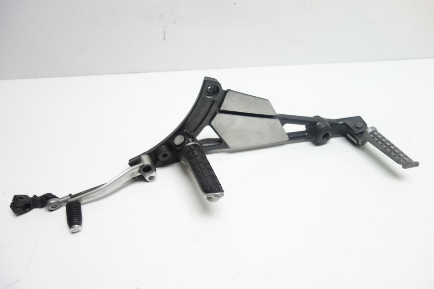 Kawasaki Zephyr 750 Fußrastenanlage Fußraste links Schalthebel