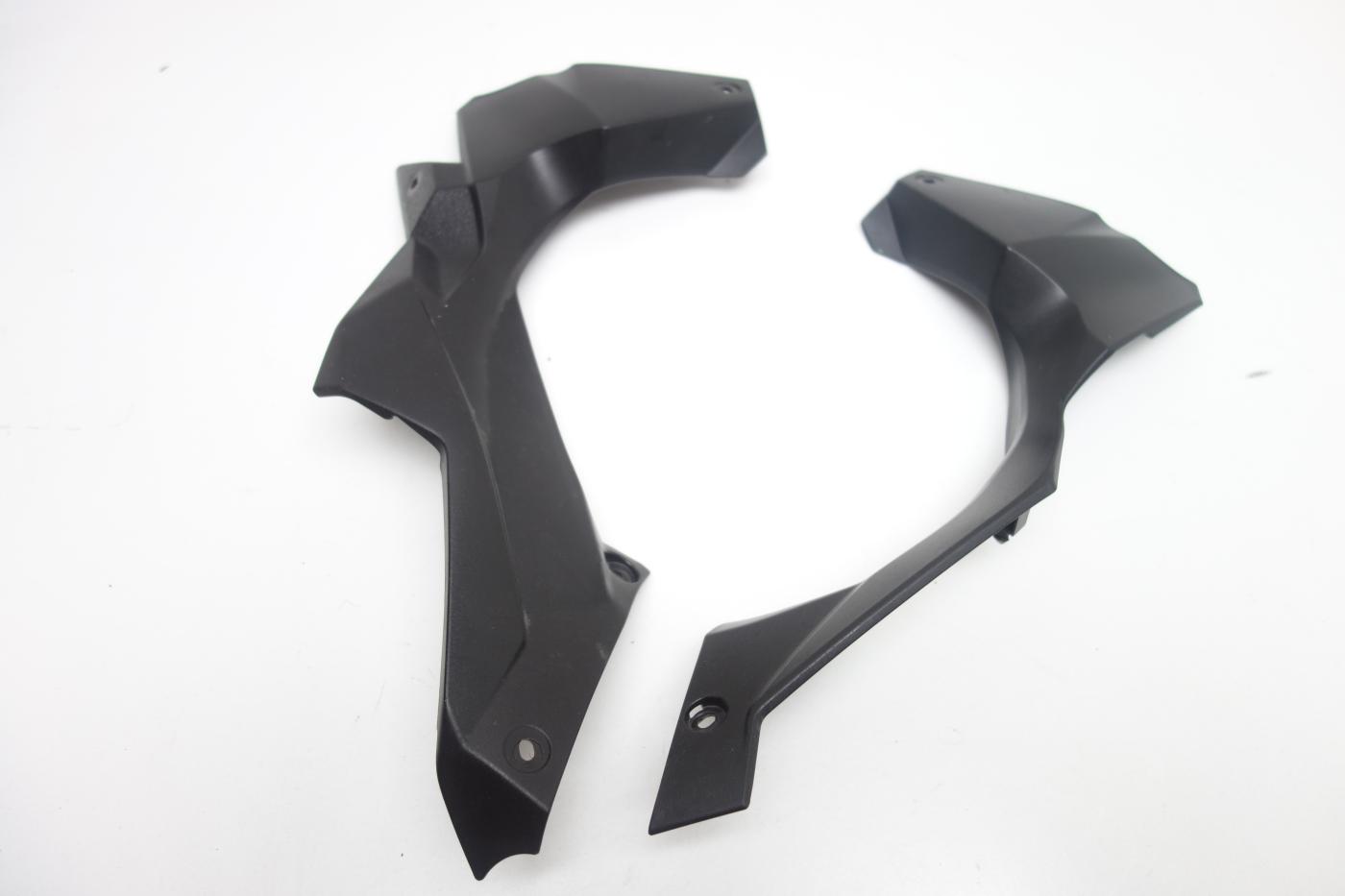 Kawasaki ZH2 Z H2 Blende Seitenteil rechts links